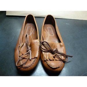 Timberland Womens Brown Loafers.  Genuine Leather Uppers.  Size 5.5  FREE SHIP